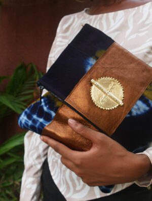Pochette NTIMANSI "Blue Bronze"